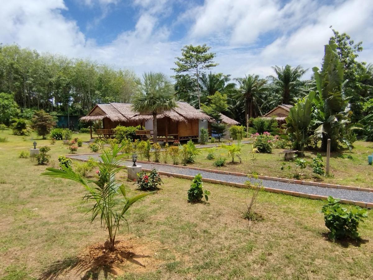 Palm Garden Bungalows Ko Lanta Buitenkant foto