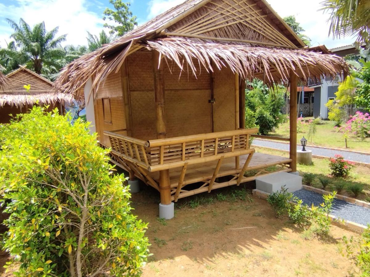 Palm Garden Bungalows Ko Lanta Buitenkant foto