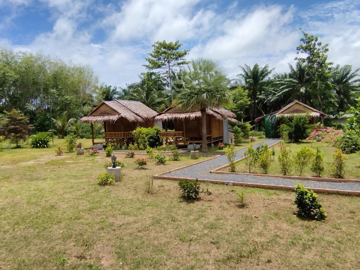 Palm Garden Bungalows Ko Lanta Buitenkant foto